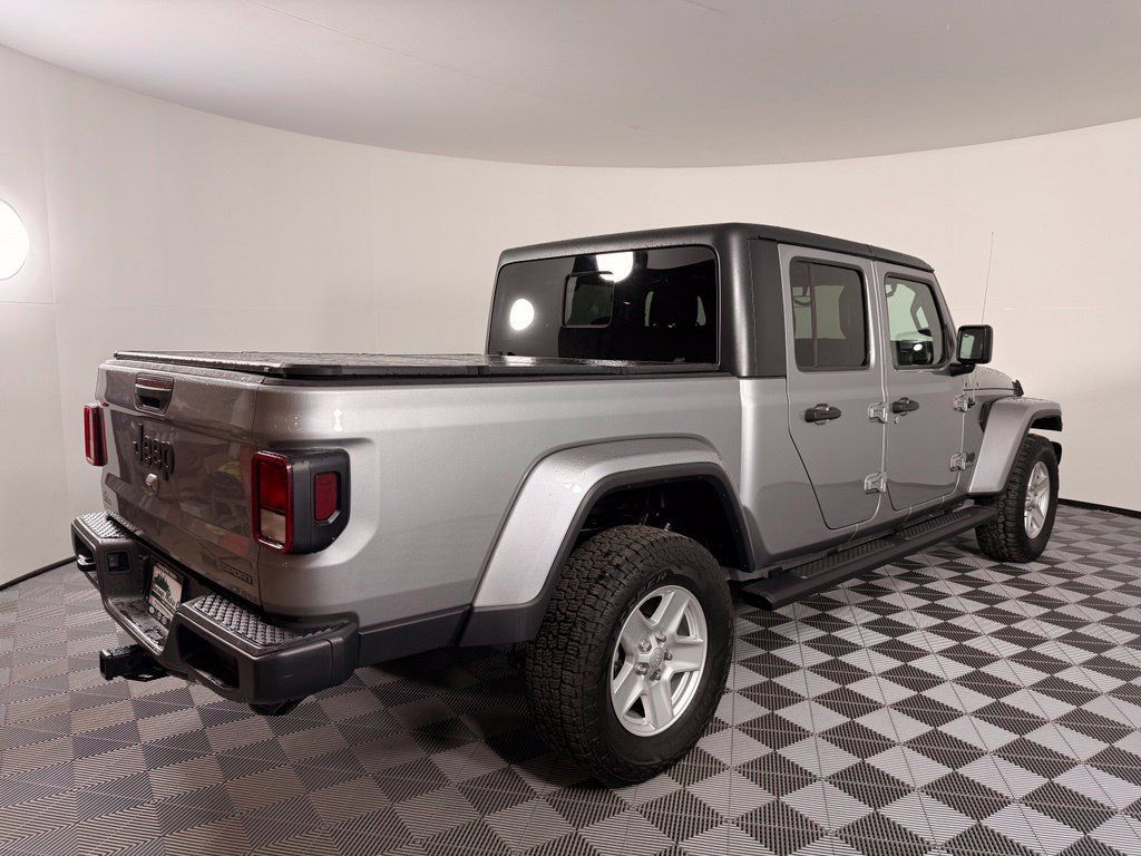 Used 2021 Jeep Gladiator Sport AWD/4WD image 9