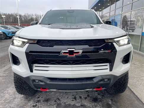 Certified 2025 Chevrolet Colorado ZR2 w/ Technology Package image 31