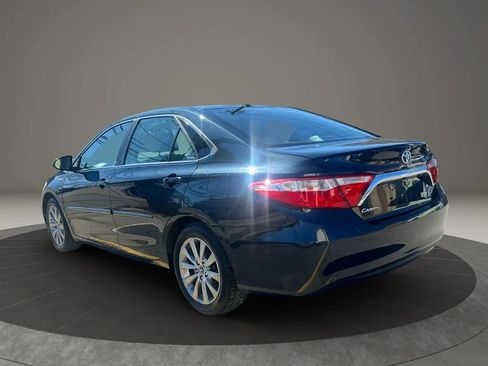 Used 2017 Toyota Camry XLE w/ Moonroof Package image 7