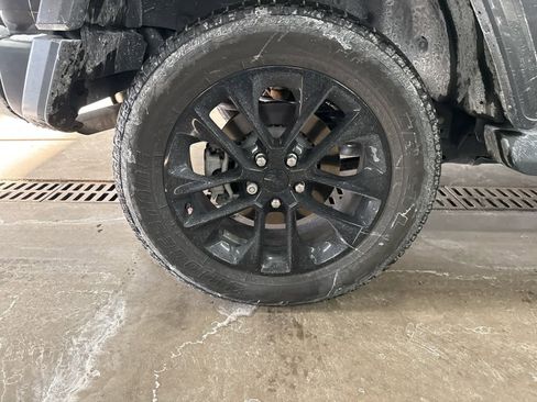 Used 2021 Jeep Wrangler Unlimited Sahara w/ Cold Weather Group image 9