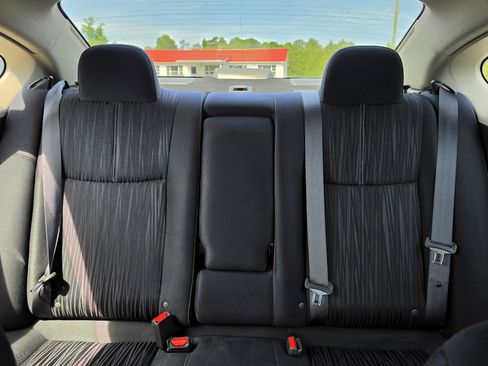 Used 2017 Nissan Sentra SV w/ Electronics Package FWD image 8