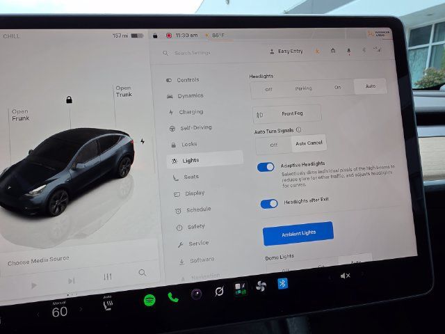 Used 2025 Tesla Model Y Long Range AWD/4WD image 53