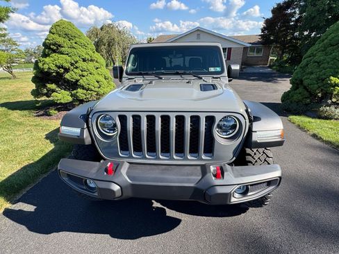 Used 2022 Jeep Gladiator Rubicon w/ LED Lighting Group AWD/4WD image 5
