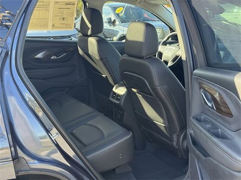 Used 2018 GMC Terrain Denali w/ Advanced Safety Package image 29