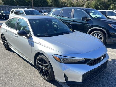 Certified 2025 Honda Civic Sport image 3