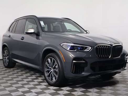 Used 2023 BMW X5 M50i w/ Executive Package image 3