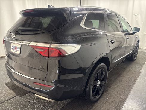 Used 2024 Buick Enclave Essence w/ Sport Touring Edition FWD image 4
