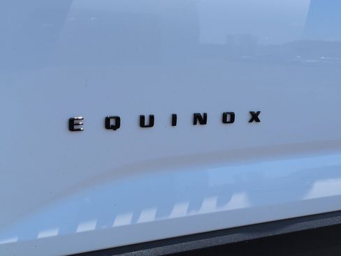 Certified 2025 Chevrolet Equinox RS w/ Safety and Technology Package AWD/4WD image 32