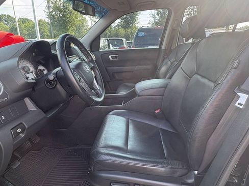 Used 2013 Honda Pilot Touring image 11