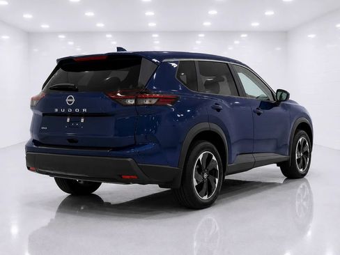 Used 2026 Nissan Rogue SV w/ Cold Weather Package AWD/4WD image 5