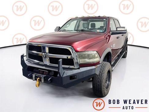 Used 2018 RAM 2500 Tradesman w/ Chrome Appearance Group AWD/4WD image 3