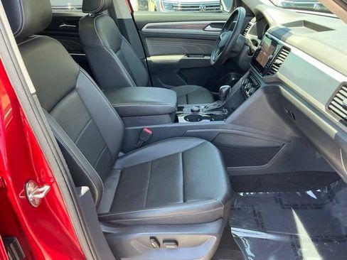 Certified 2023 Volkswagen Atlas SEL R-Line AWD/4WD image 23