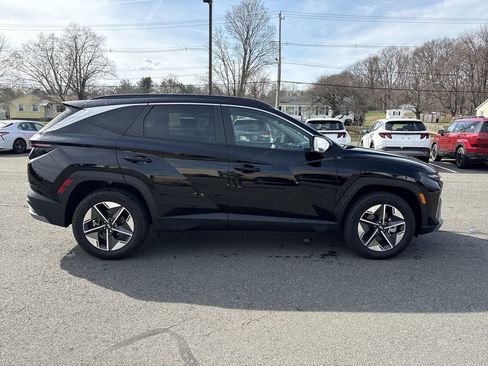 Certified 2025 Hyundai Tucson SEL image 9