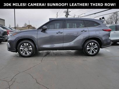 Used 2022 Toyota Highlander XLE