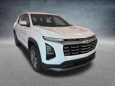 New 2026 Chevrolet Equinox LT image 4