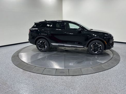 New 2026 Kia Sportage S image 4