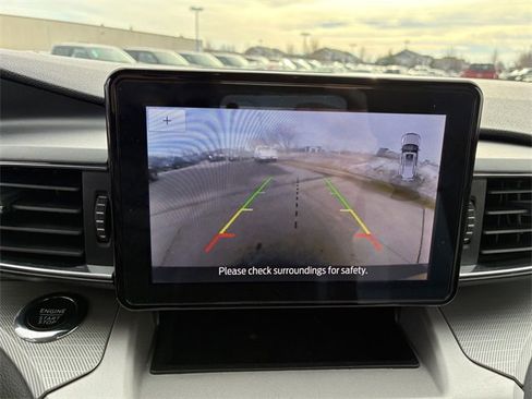 Certified 2022 Ford Explorer XLT w/ Equipment Group 202A image 34