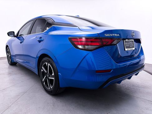 Used 2025 Nissan Sentra SV image 11