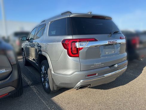 Used 2023 GMC Acadia Denali w/ Denali Ultimate Package AWD/4WD image 4