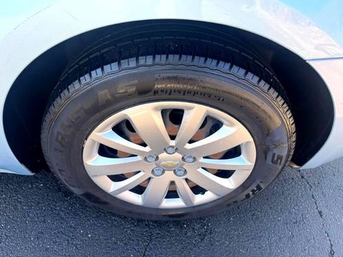 Used 2011 Chevrolet Cruze LS w/ Connectivity Package image 22