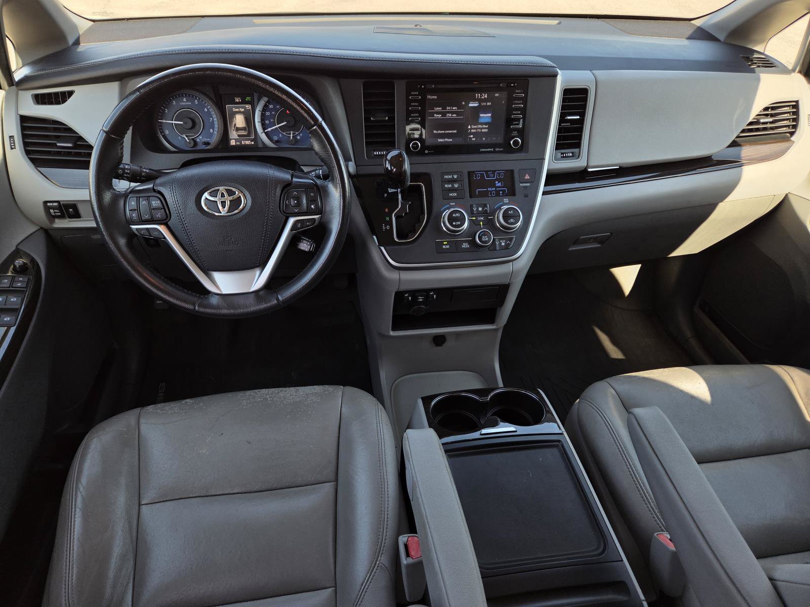 Used 2020 Toyota Sienna XLE FWD image 13