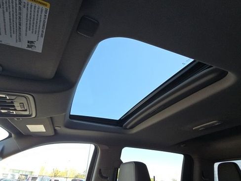 Used 2019 Chevrolet Silverado 1500 LT Trail Boss image 29