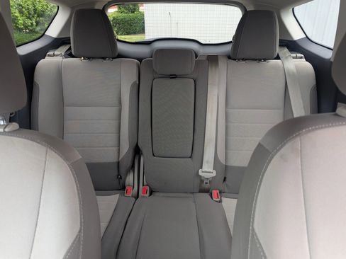 Used 2016 Ford Escape SE FWD image 16