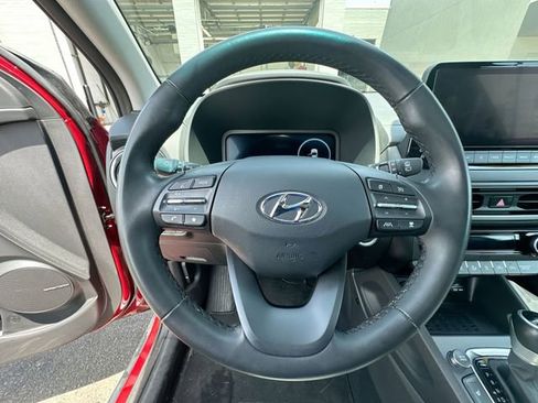Used 2023 Hyundai Kona Limited AWD/4WD image 16