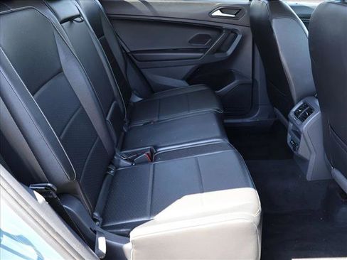 Used 2021 Volkswagen Tiguan SE R-Line AWD/4WD image 20