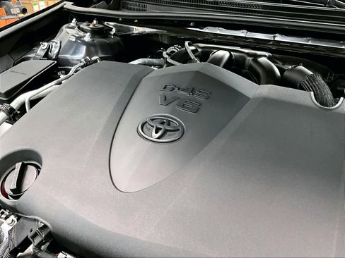 Used 2023 Toyota Camry TRD w/ TRD Package w/JBL Audio FWD image 31