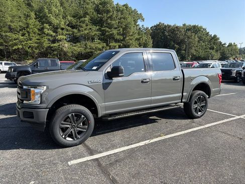 Used 2020 Ford F150 XLT w/ Equipment Group 302A Luxury AWD/4WD image 6