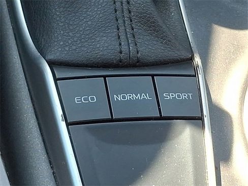 Used 2023 Toyota Camry LE image 23