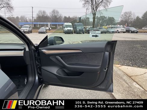 Used 2023 Tesla Model 3 Performance image 21