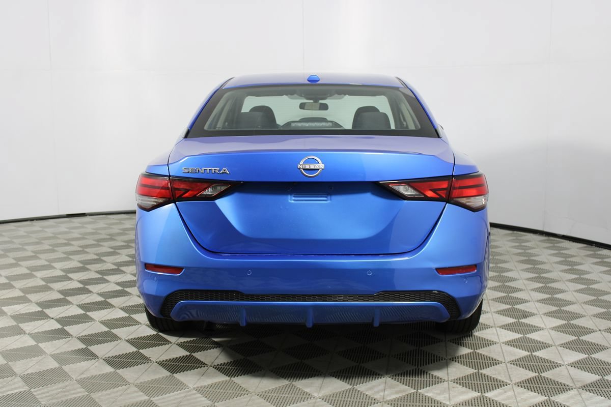 Used 2025 Nissan Sentra SV FWD image 5