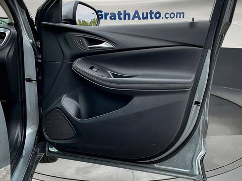 Used 2025 Buick Encore GX Preferred AWD/4WD image 28