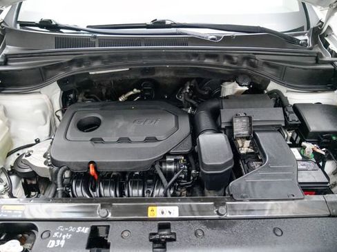Used 2017 Hyundai Santa Fe Sport AWD/4WD image 13