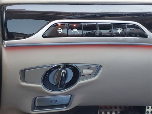Used 2018 Mercedes-Benz S 560 S 560 image 12