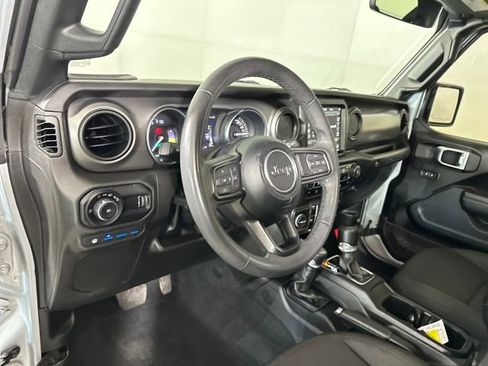 Used 2023 Jeep Wrangler Unlimited w/ 8.4" Radio Group image 13