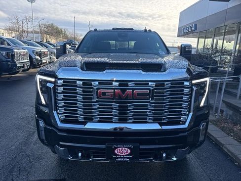 New 2026 GMC Sierra 2500 Denali w/ Denali Reserve Package image 2