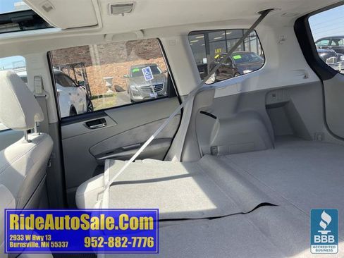 Used 2010 Subaru Forester 2.5X Premium AWD/4WD image 28