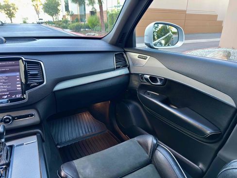 Used 2016 Volvo XC90 T6 R-Design w/ Vision Package image 29