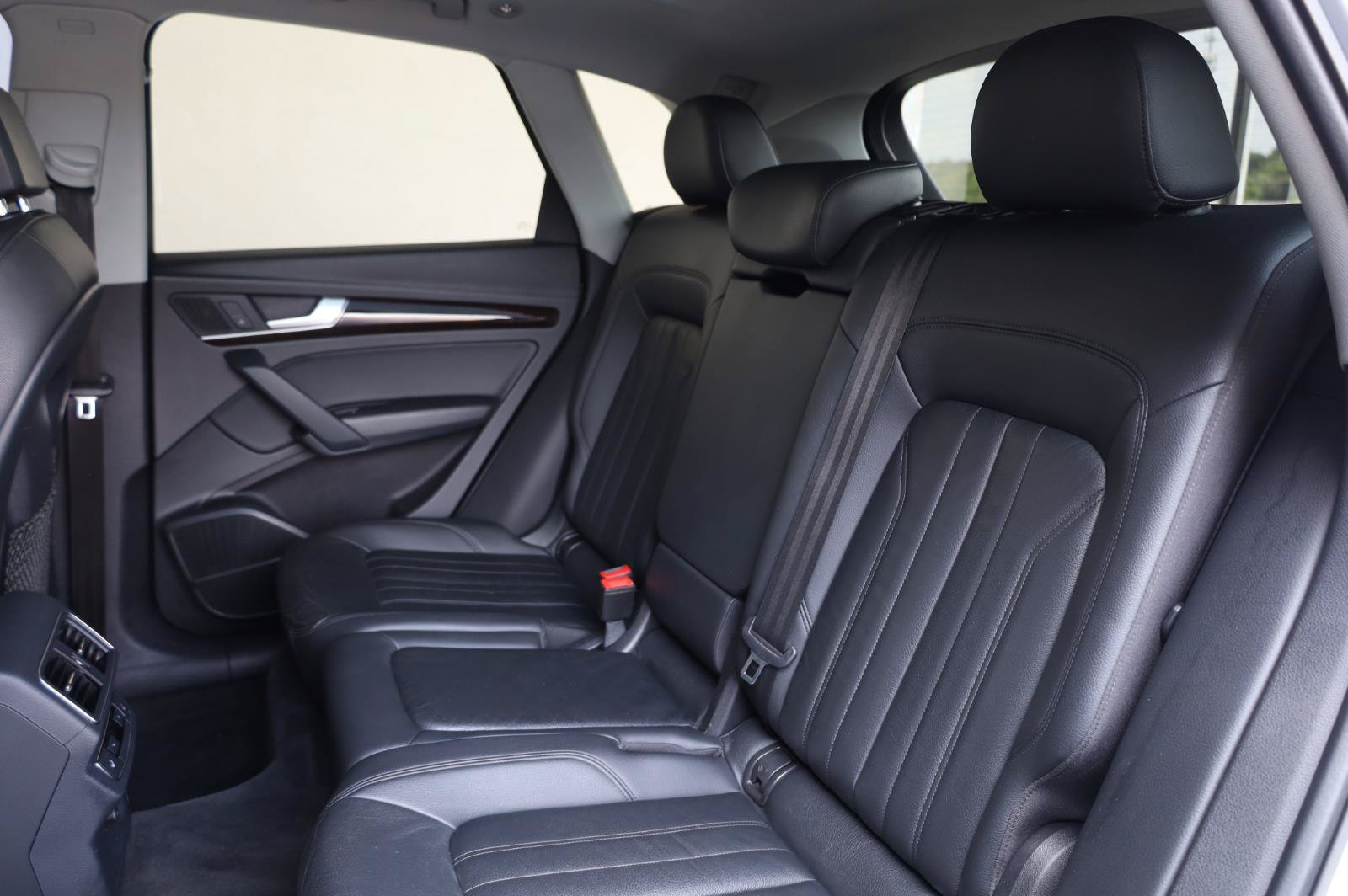 Used 2018 Audi Q5 2.0T Premium Plus w/ Premium Plus Package AWD/4WD image 26