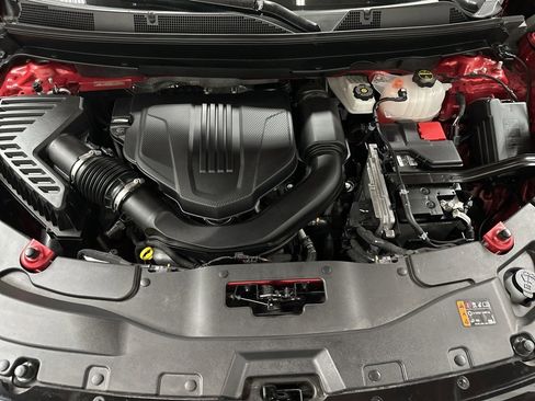 Used 2025 Chevrolet Traverse Z71 image 36