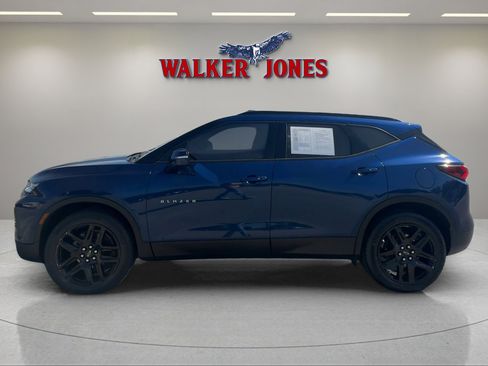 Used 2022 Chevrolet Blazer LT FWD image 4