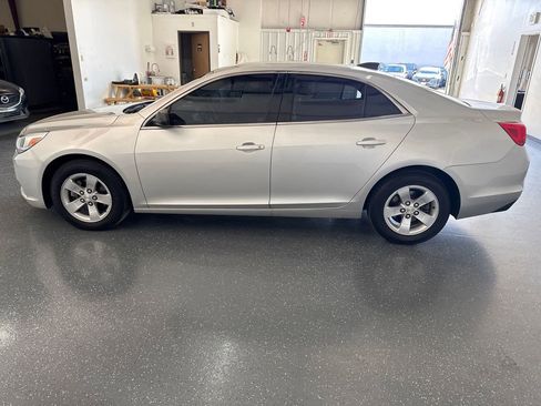 Used 2016 Chevrolet Malibu LS image 8