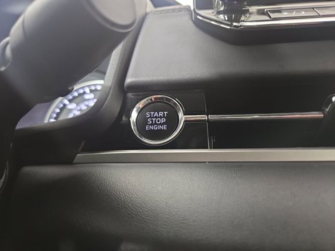 Used 2024 Mitsubishi Outlander SE image 24