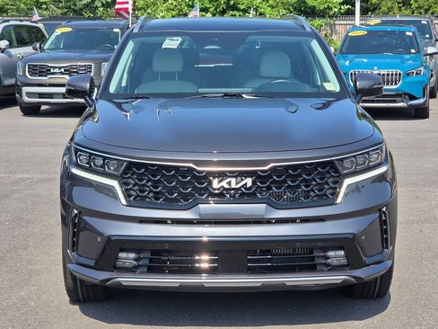 Used 2023 Kia Sorento SX Prestige AWD/4WD image 2