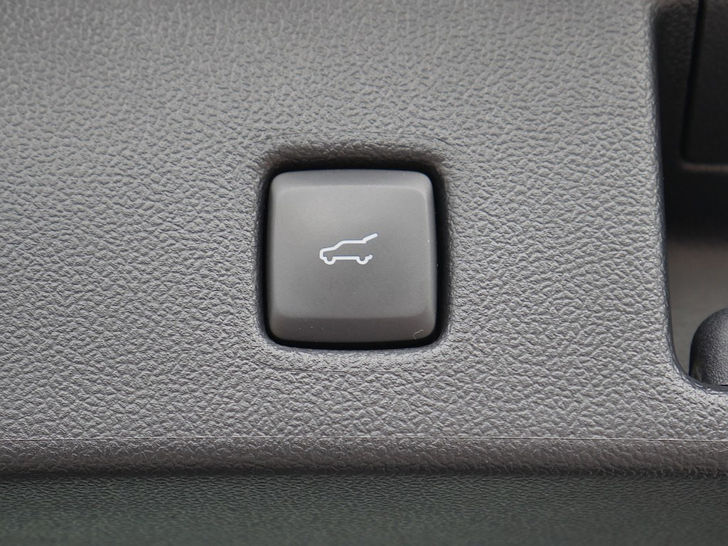 Used 2024 Ford Escape ST-Line w/ Tech Pack #1 AWD/4WD image 46