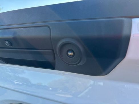 Used 2023 Ford F150 XLT w/ Trailer Tow Package image 18