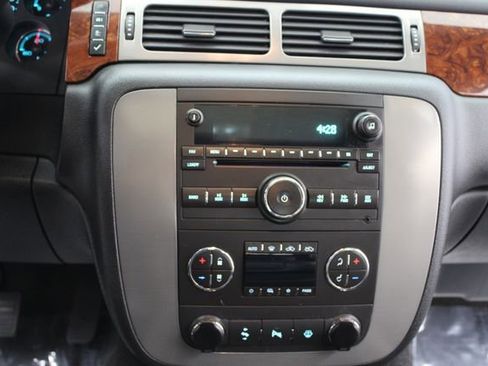 Used 2009 GMC Sierra 3500 SLT w/ SLT Convenience Package AWD/4WD image 15